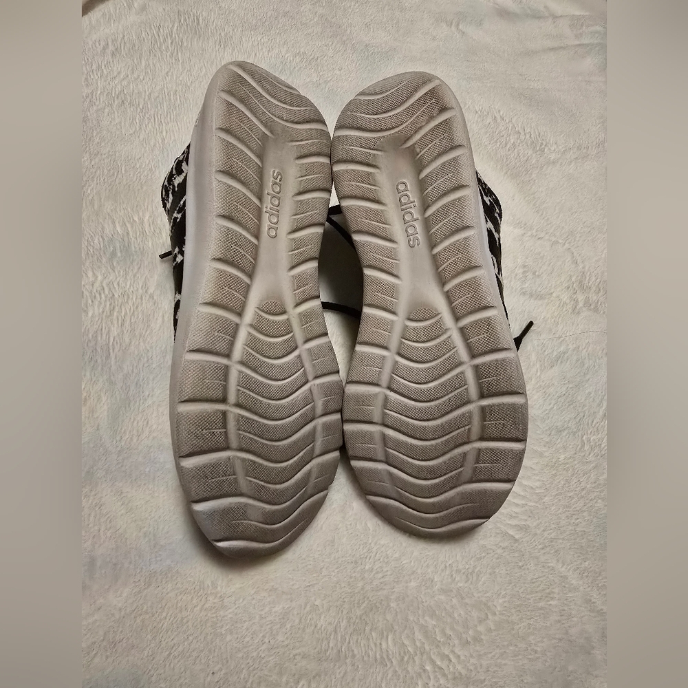 Adidas Shoes - Picture 5 of 5